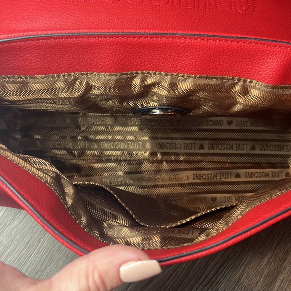 LOVE MOSCHINO Shoulder bag in red with gold chain strap - Picture 5 of 7